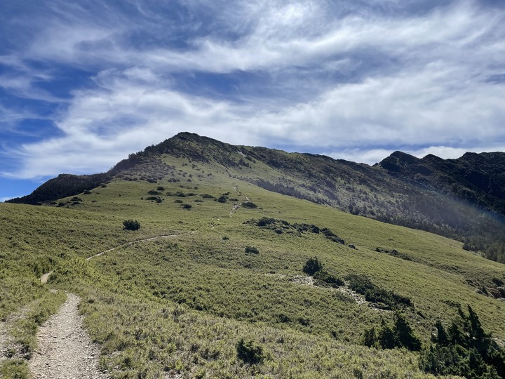 點我看大圖 被悶壞的半日包場南湖大山第一人稱POV SKYRunning