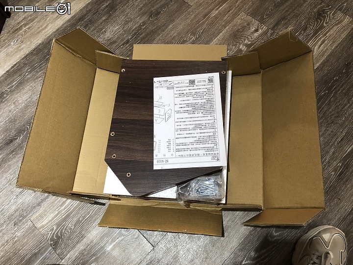 【開箱】手殘女不用靠男人 自己也能組裝DIY收納掀門櫃