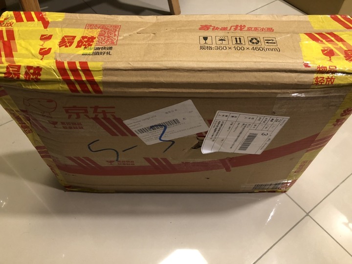 [不專業多圖開箱] 終於入手理想規格的筆電機械格命F1官方頂規，找超久