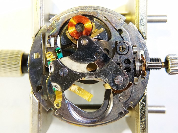 1970年代的Spring Drive:Timex Q-Quartz M63