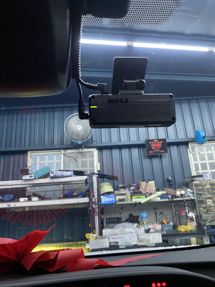 THINKWARE 行車記錄器F200PRO開箱文