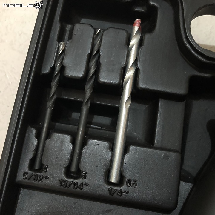 請問這種衝擊電鑽可鑽水泥牆嗎？