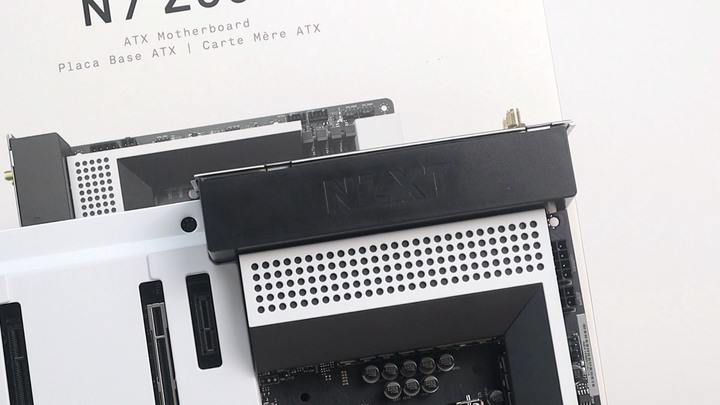 最美 Z590 主機板，沒有之一。NZXT N7 Z590 絕美開箱