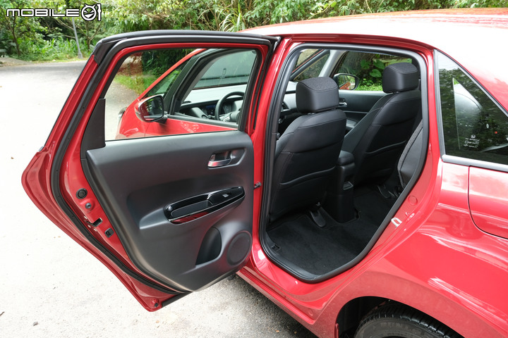 Honda Fit 第四代汽油版試駕|品質進化與售價升格一樣有感!
