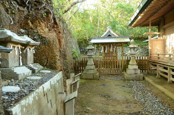 2019紀伊半島自駕遊-世界遺產巡禮1/4(本州最南端、潮岬、熊野古道、那智瀑布、日本第一大鳥居、伊勢神宮、夫妻岩)