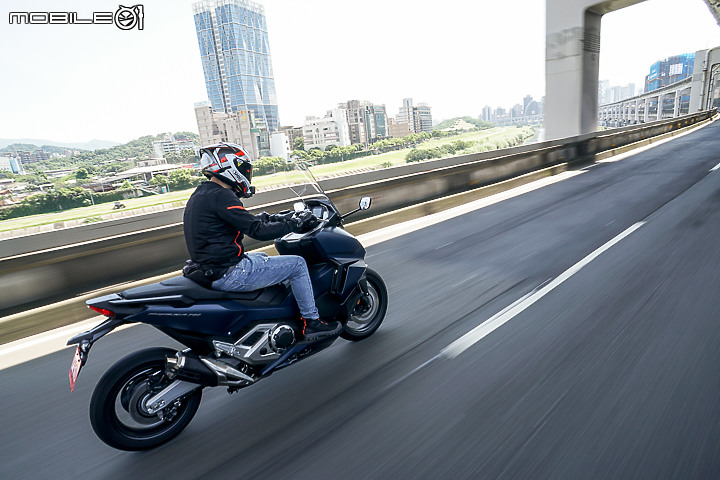 HONDA FORZA 750 試駕|市區靈巧 長途更舒適 DCT 速可達再添一軍
