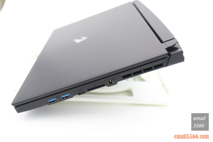 點我看大圖 技嘉 AORUS 15P 極速神鷹 電競筆電 開箱-3080顯卡電競、240Hz螢幕更新