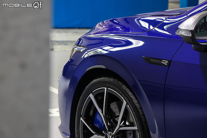 【採訪】Volkswagen Golf R「鋼砲王」195.8萬元預售登台,旅行車確認同步引進!