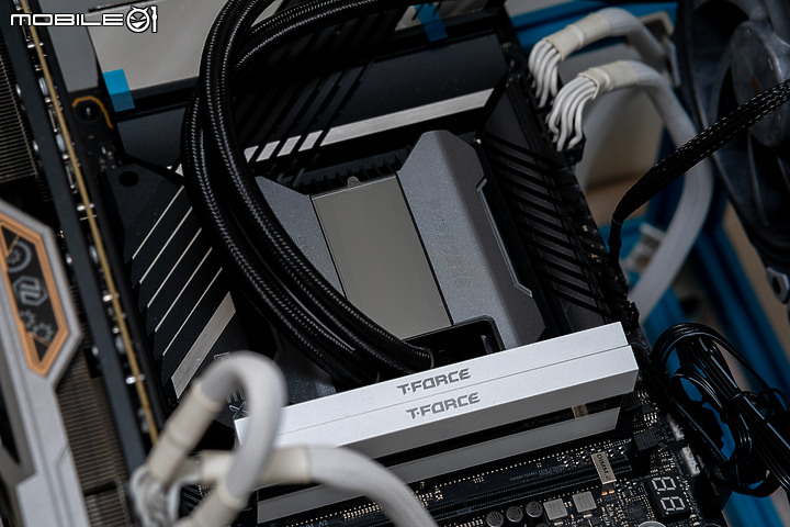 點我看大圖 高性能新選擇PHANTEKS GLACIER ONE 240T30 & T30-120高壓扇開箱測試