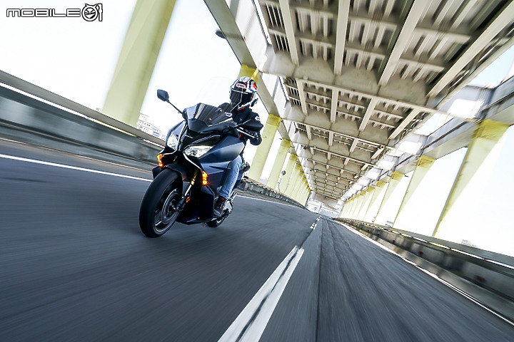 HONDA FORZA 750 試駕|市區靈巧 長途更舒適 DCT 速可達再添一軍