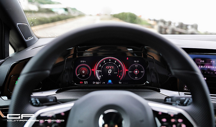 --科技鋼砲-- Volkswagen Golf 8 GTI 理性與感性之交錯 圖文分享