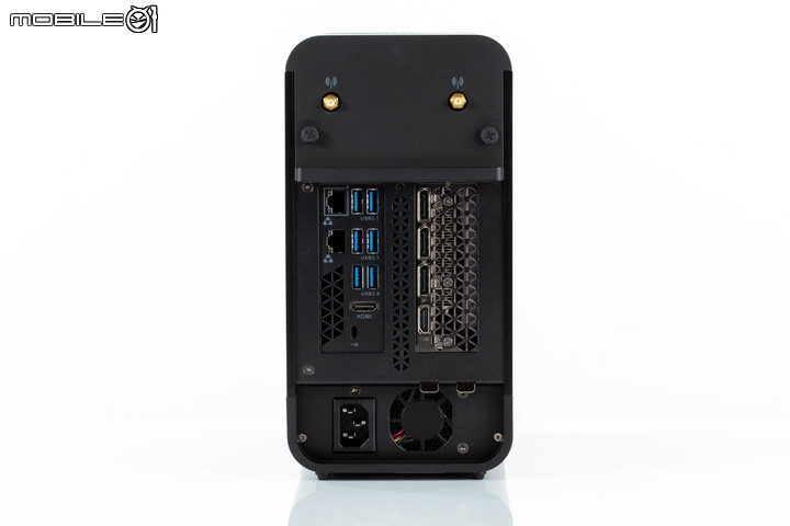 ZOTAC MAGNUS ONE 迷你電競主機開箱 在小機體內求取效能平衡點