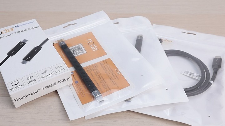 股票炒短線，USB-C 也能有短線！15cm 非認證線居然能啟動 Thunderbolt 裝置？noda 40Gbps 扁線