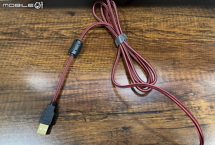 拜森 POWZAN CK650 青脆光軸機械遊戲鍵盤開箱