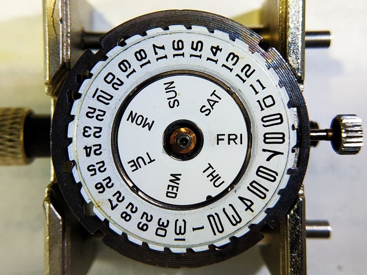 1970年代的Spring Drive:Timex Q-Quartz M63