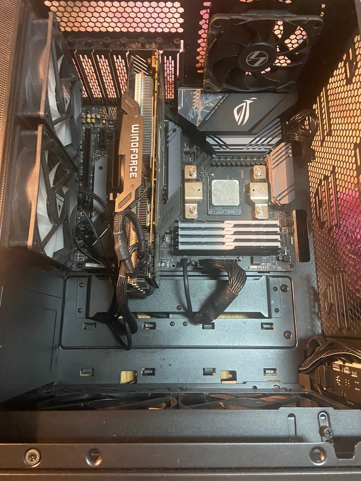 點我看大圖 新 ROG Strix LC II 360 ARGB 飛龍一體式水冷 開箱試用