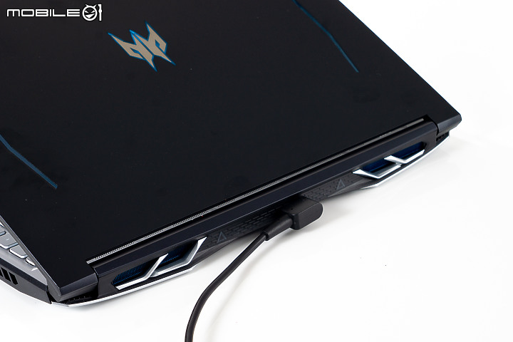 Acer Predator Helios 300 電競筆電 散熱出眾的 3A 遊戲利器！