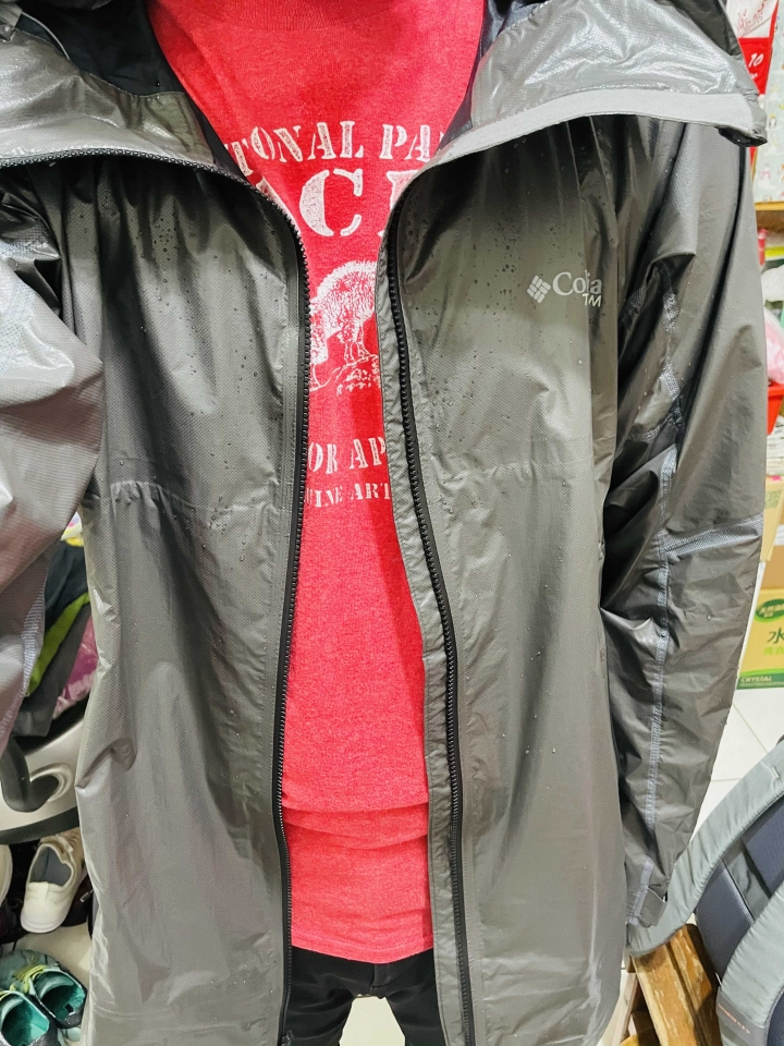 [開箱+評測] 防水外套當雨衣-Columbia Outdry Ex Nanolite Shell