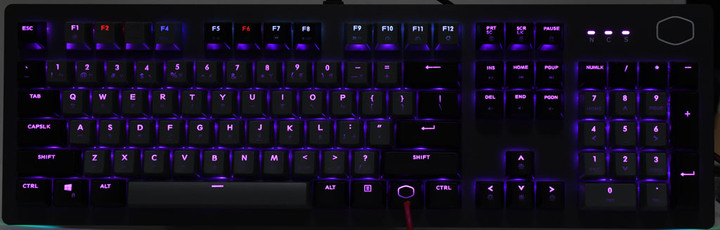 動手玩Cooler Master CK352電競機械鍵盤