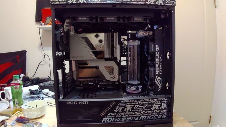 ROG & EKWB信仰電腦自組升級分享。