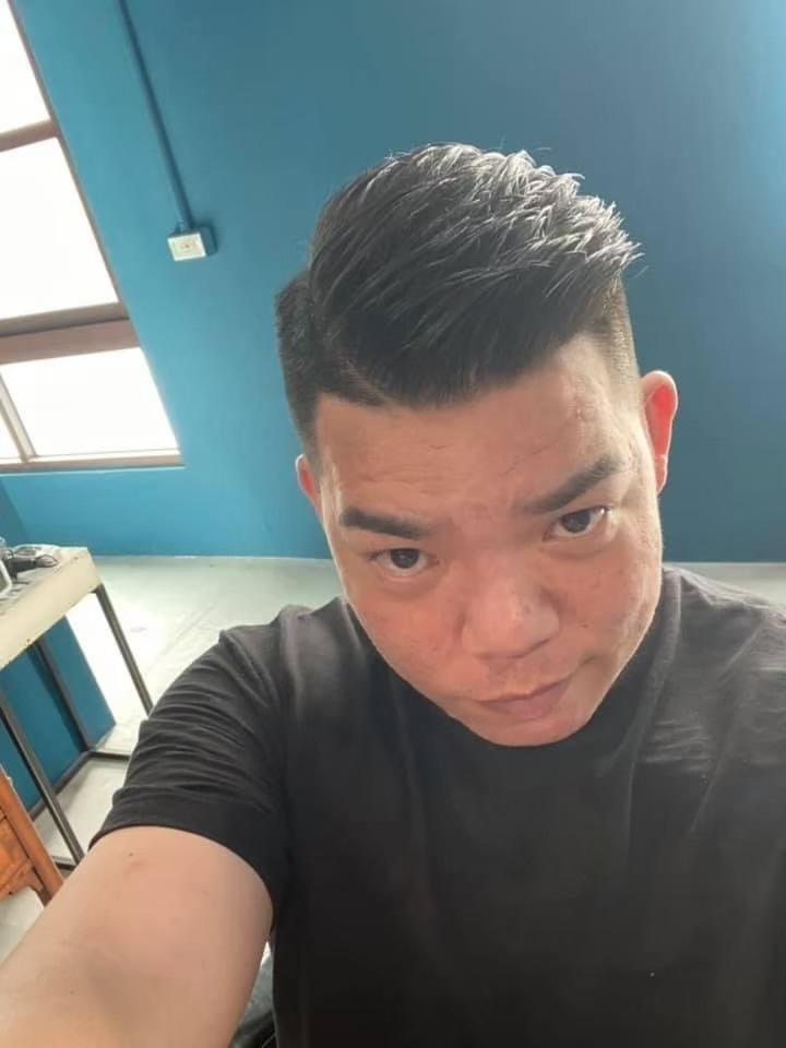 紳藍男性穿搭改造分享