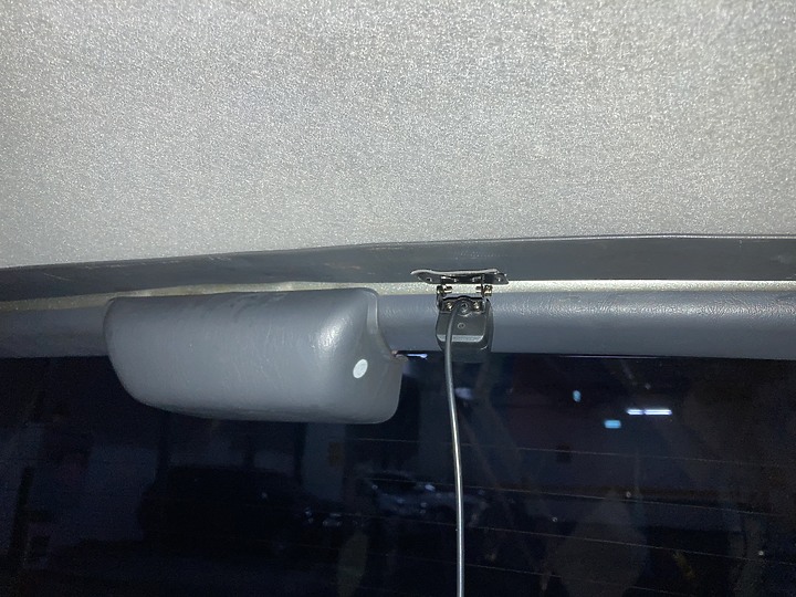 老車也要使用新科技:1999年一代RAV4 安裝Apple CarPlay主機