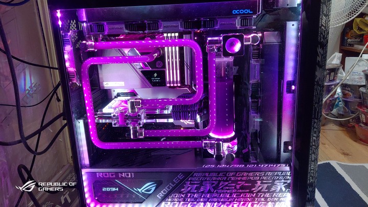 ROG & EKWB信仰電腦自組升級分享。