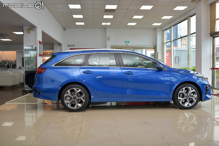 【搶先開箱】Kia Ceed Sportswagon台中沙鹿展間直擊！機能滿點，菜單亮眼！