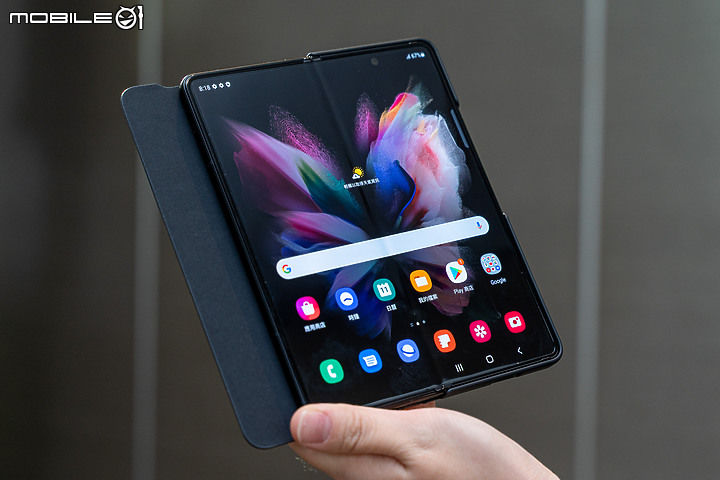 三星Galaxy Z Fold3/Z Flip3 5G/Watch4揭曉|多工應用、外在美學的再探索