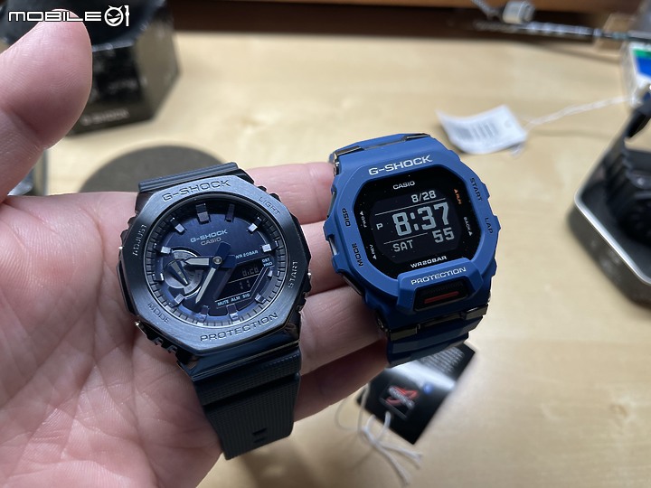 開箱分享～G-SHOCK 農家橡樹 金屬版～藍 GM-2100-2ADR