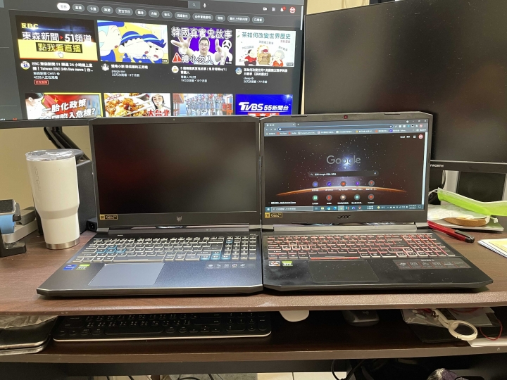 2021 Acer Predato Helios 300 2K螢幕 開箱