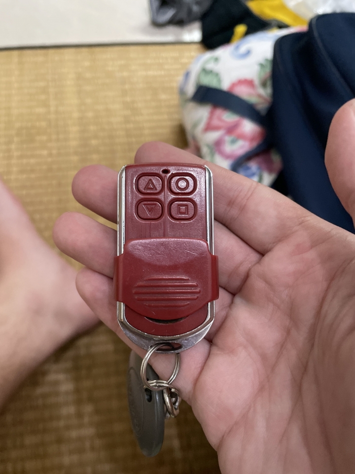 對開式大門加裝遠端遙控問題？