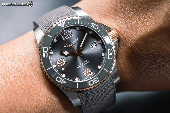 Longines HydroConquest 深海征服者系列|奢華浪鬼 雙金上腕!