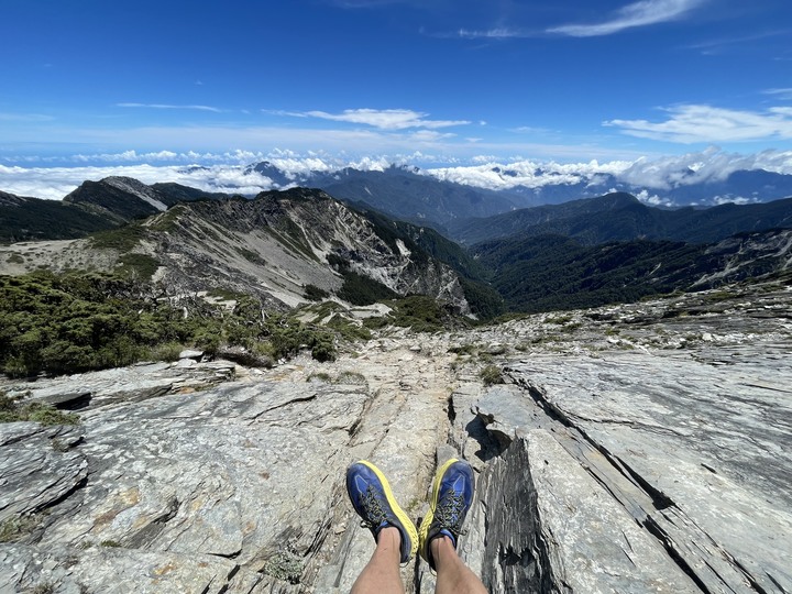 點我看大圖 被悶壞的半日包場南湖大山第一人稱POV SKYRunning