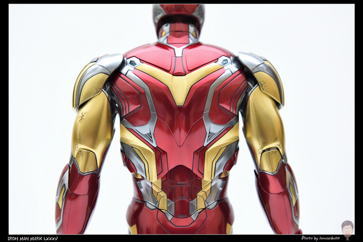 【開箱】Hot Toys - IRON MAN MARK LXXXV (鋼鐵人 馬克85)