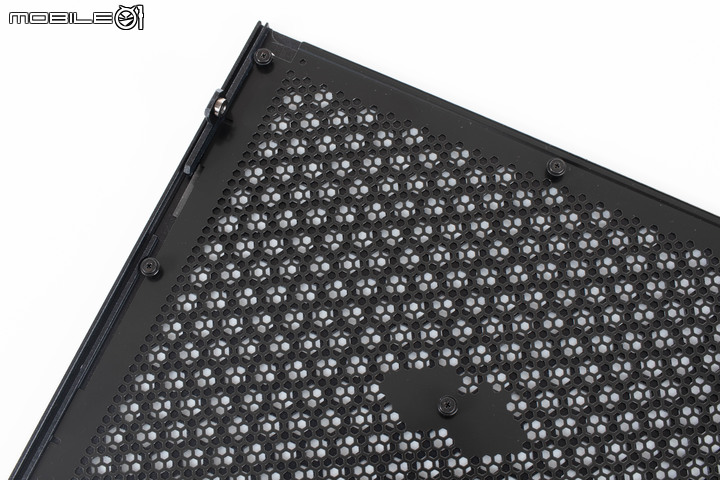 ZOTAC MAGNUS ONE 迷你電競主機開箱 在小機體內求取效能平衡點
