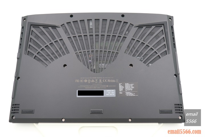 點我看大圖 技嘉 AORUS 15P 極速神鷹 電競筆電 開箱-3080顯卡電競、240Hz螢幕更新