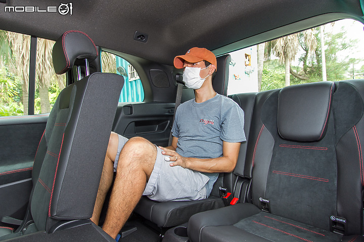 Mercedes-Benz GLB200七人座試駕∣致,以家人為重的你/妳