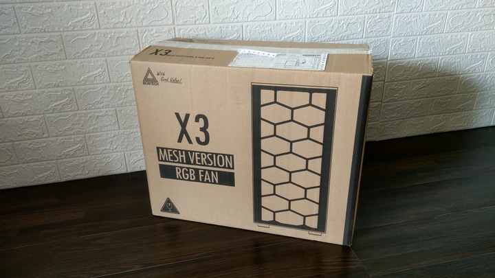 簡易開箱-MONTECH X3 MESH-純白 入門經濟款