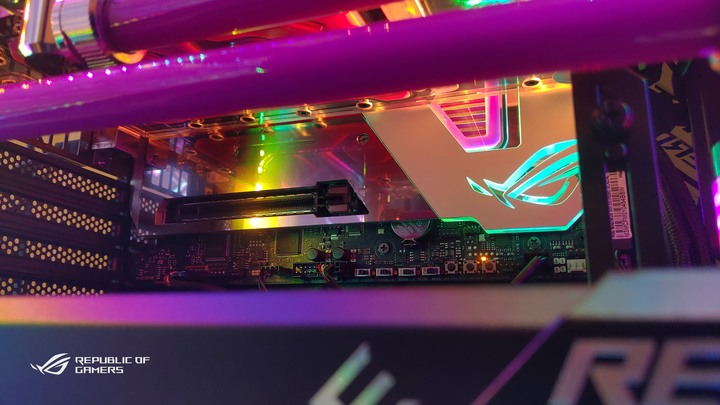 ROG & EKWB信仰電腦自組升級分享。