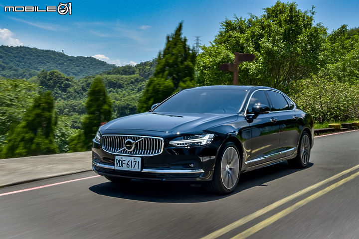 Volvo S90 B4 Inscription小改款 試駕 │ 一寸長一寸強，最易入手的北歐旗艦！