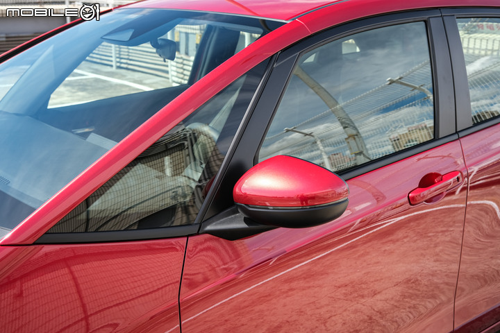 Honda Fit 第四代汽油版試駕|品質進化與售價升格一樣有感!