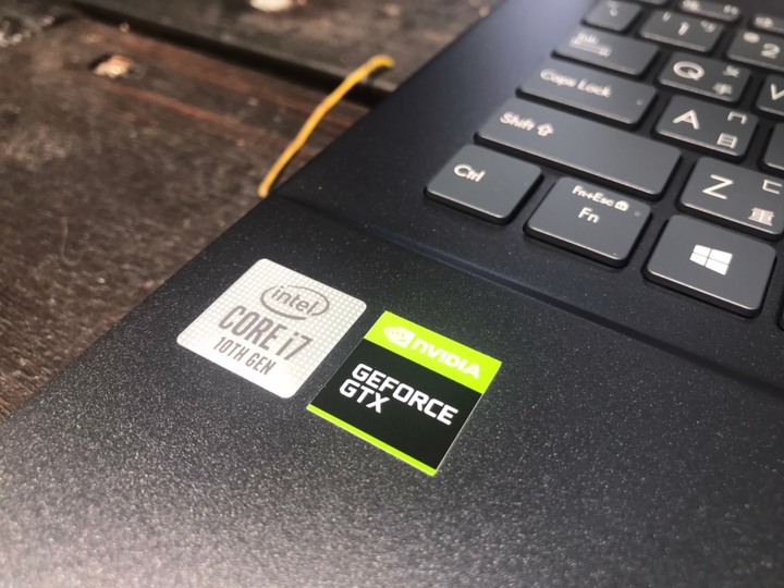 [OL 出任務] ZenBook UX535 4K OLED 配給財務中高級主管的筆電