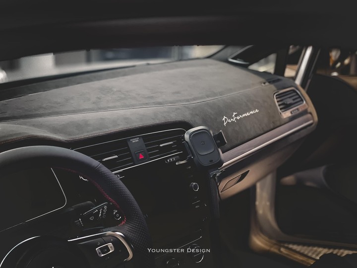 微開箱 - VW GTI 7.5代 Performance 一年心得分享