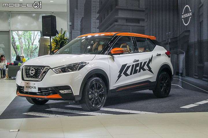 【採訪】Nissan Kicks「哈騷版」79.9 萬元限量 300 台上市,升級雙色內外觀、電子後視鏡不加價!