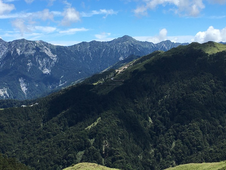 五座百岳一次走完--合歡群峰