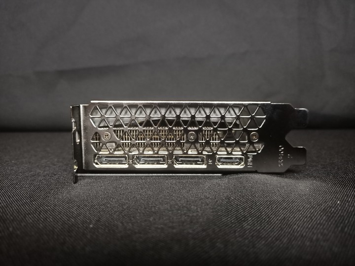 灰階英雄主義 ZOTAC RTX 3060 Twin Edge OC 開箱遊戲評測 抽 ZOTAC ARGB顯示卡支架
