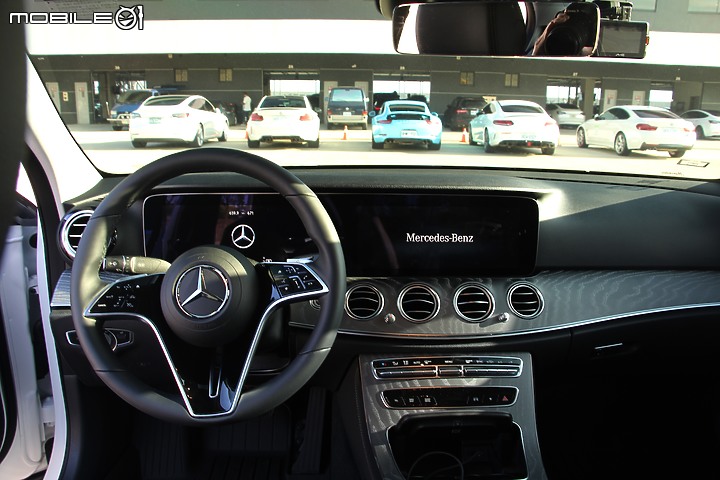開箱 E300 AMG LINE (W213.5)