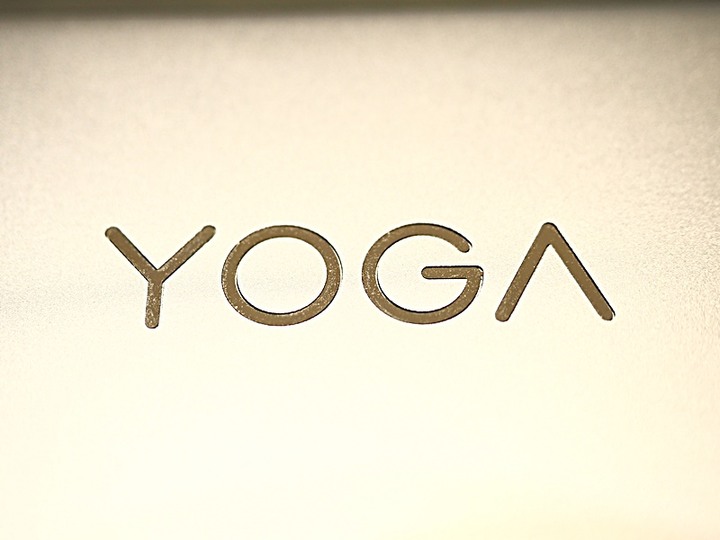 畫面色彩飽和、外型洗鍊素雅、使用順暢快捷 — 商用筆電的優選 — 《 Lenovo YOGA Slim 7i Pro 》體驗心得分享