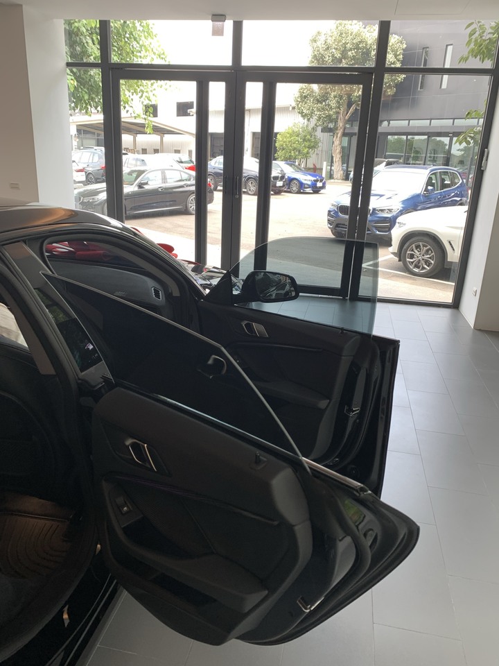 【開箱】BMW 218i Gran Coupe Edition Sport 黑色